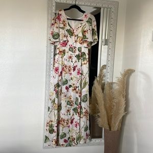Sharing a beautiful maxi dress!